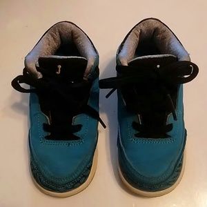 Nike Jordan High Top sneakers toddler aqua & black